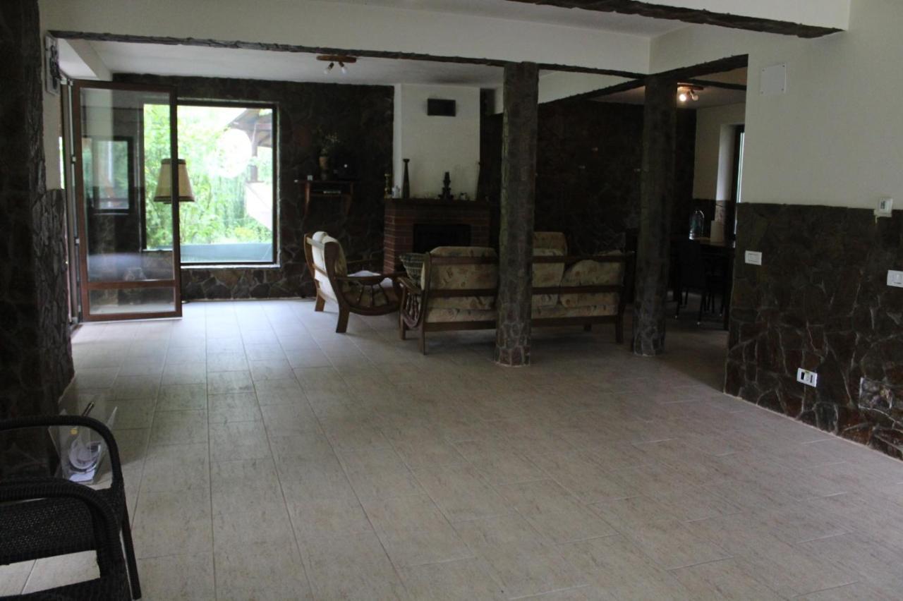 Havva Hotel Călimăneşti Esterno foto