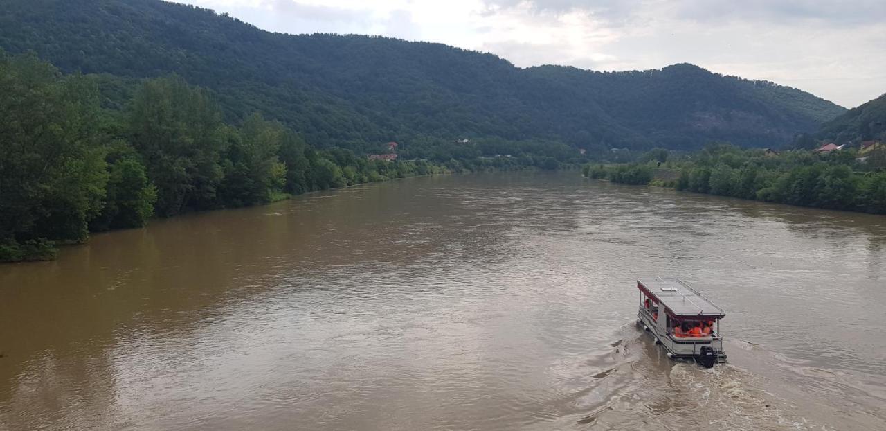 Havva Hotel Călimăneşti Esterno foto