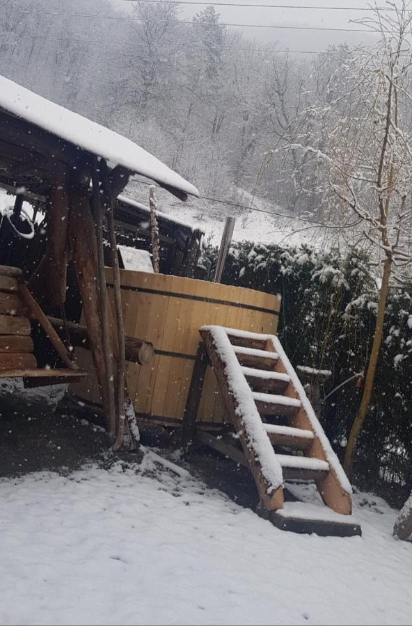 Havva Hotel Călimăneşti Esterno foto