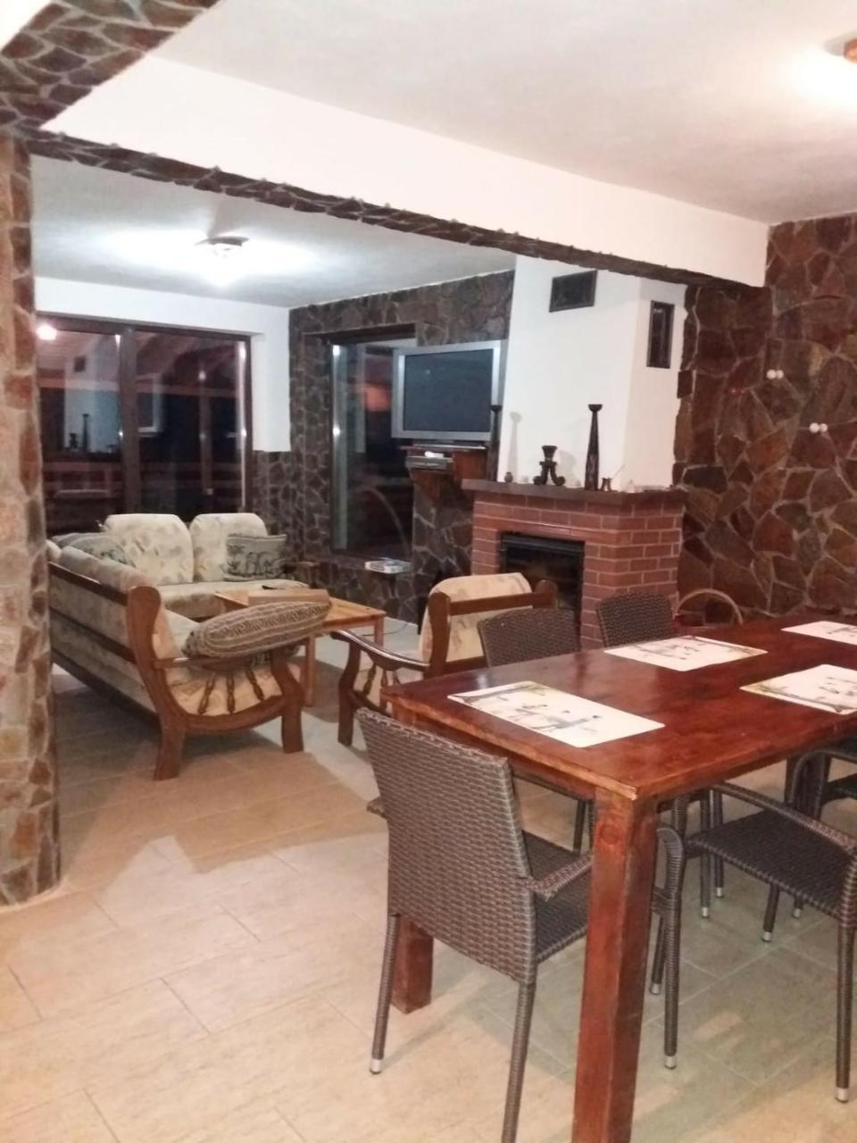 Havva Hotel Călimăneşti Esterno foto