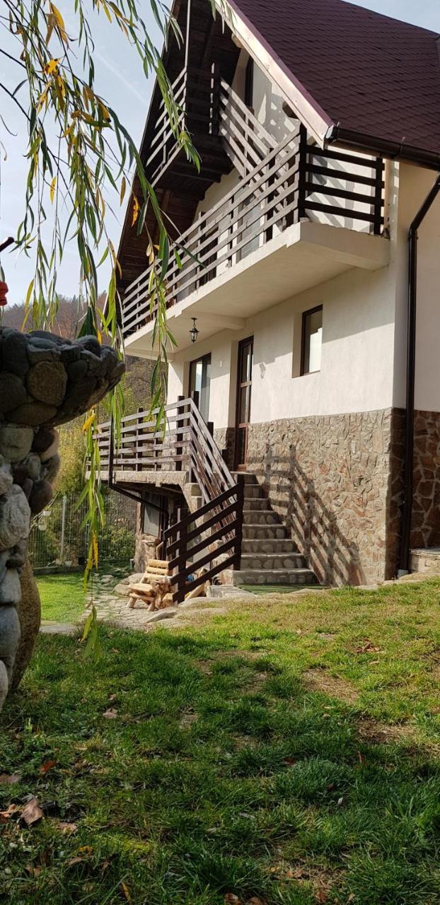 Havva Hotel Călimăneşti Esterno foto